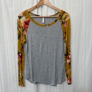 🌈5/$25 BUNDLE! Acting Pro gray baseball long sleeve with floral mustard sleeves